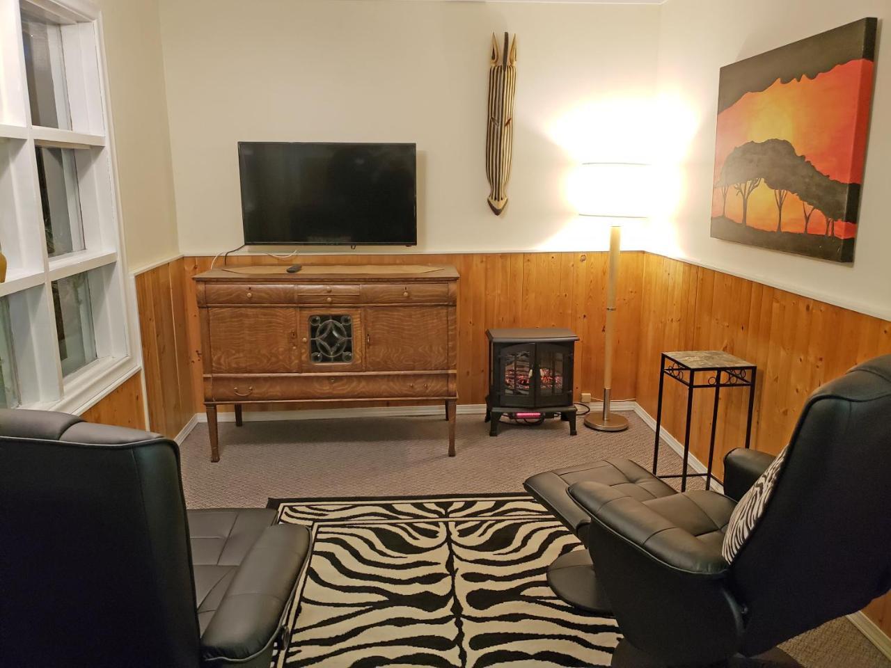 Reno Motel Salmo Luaran gambar