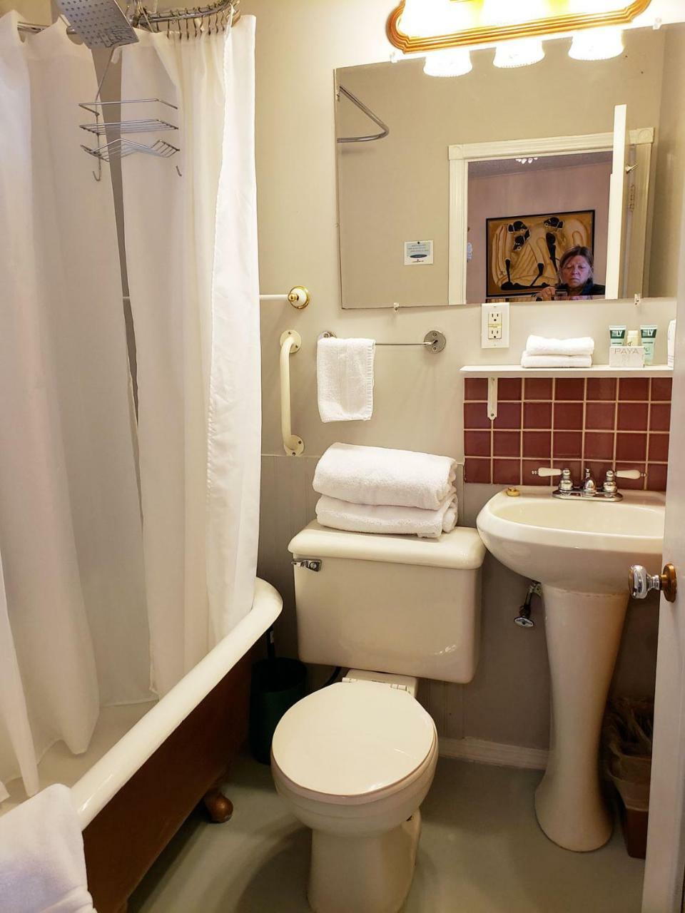 Reno Motel Salmo Luaran gambar
